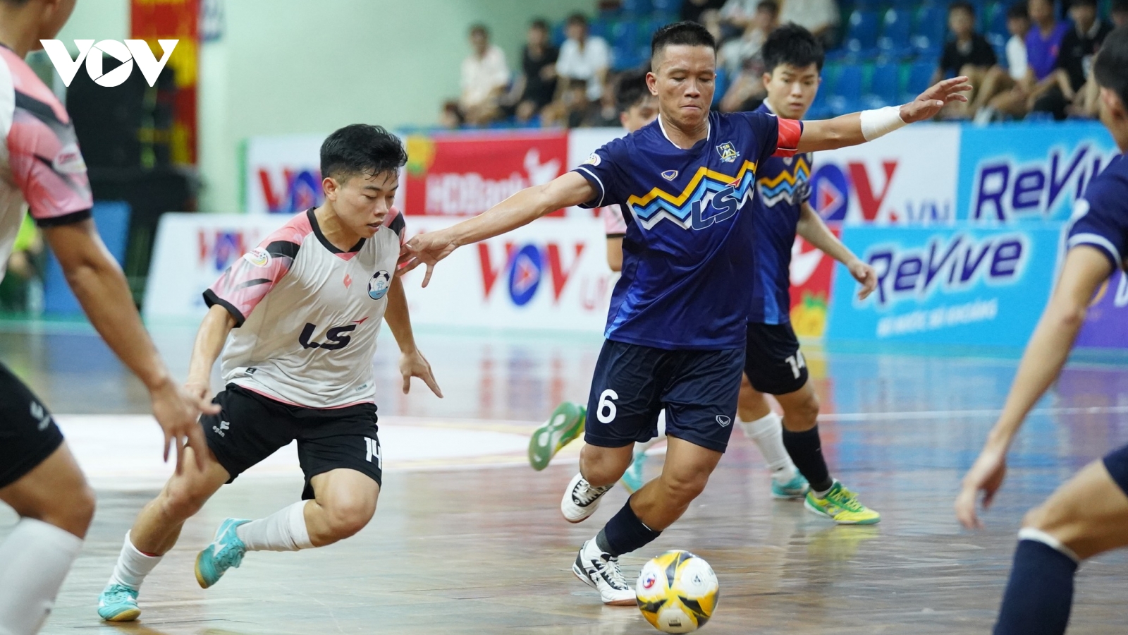 Lịch thi đấu và trực tiếp bóng đá Việt Nam hôm nay 7/8