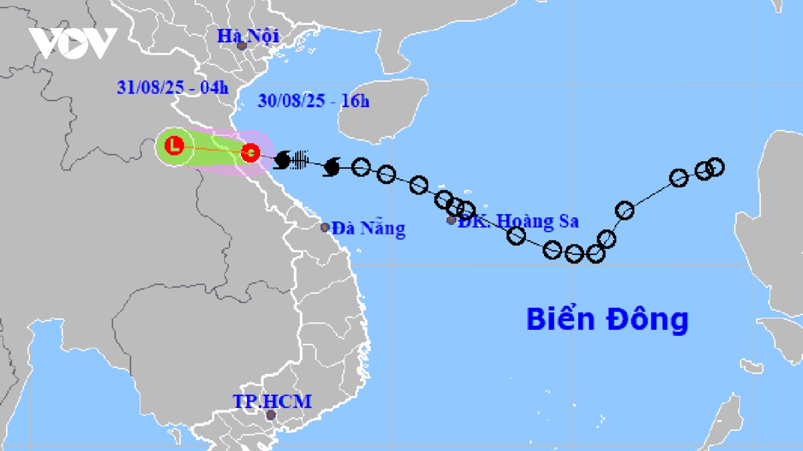 Bão số 6 Nongfa vào đất liền gây mưa lớn dồn dập tại miền Trung