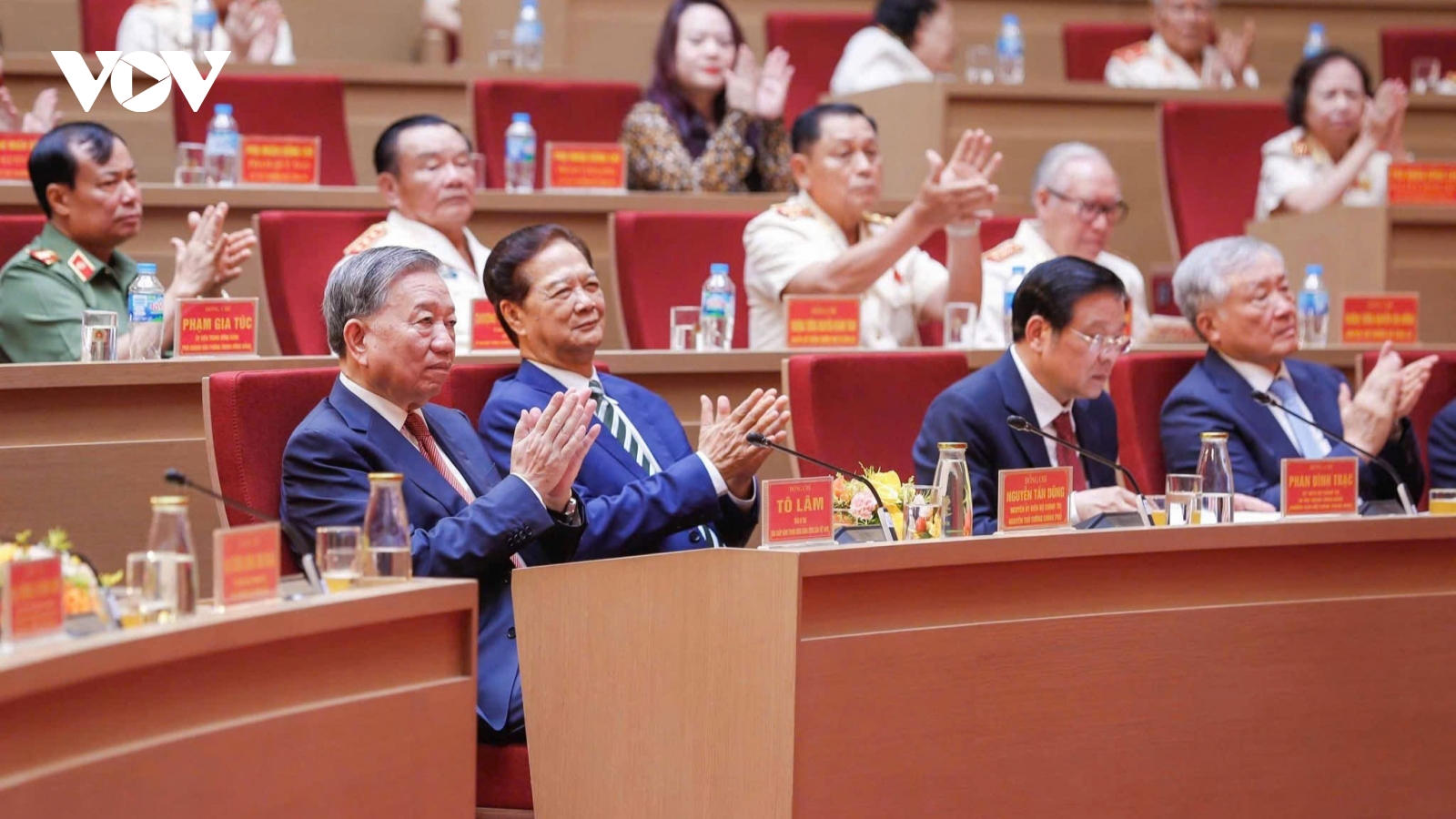 Tổng Bí thư Tô Lâm gặp mặt các tướng lĩnh, cán bộ cấp cao CAND qua các thời kỳ