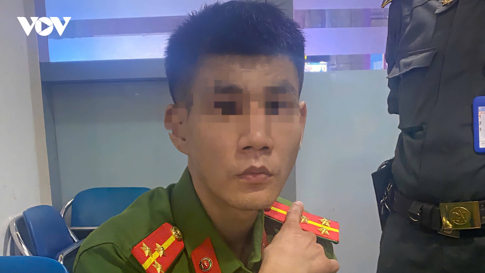 Giả danh công an chạy xe vào sân bay Đà Nẵng