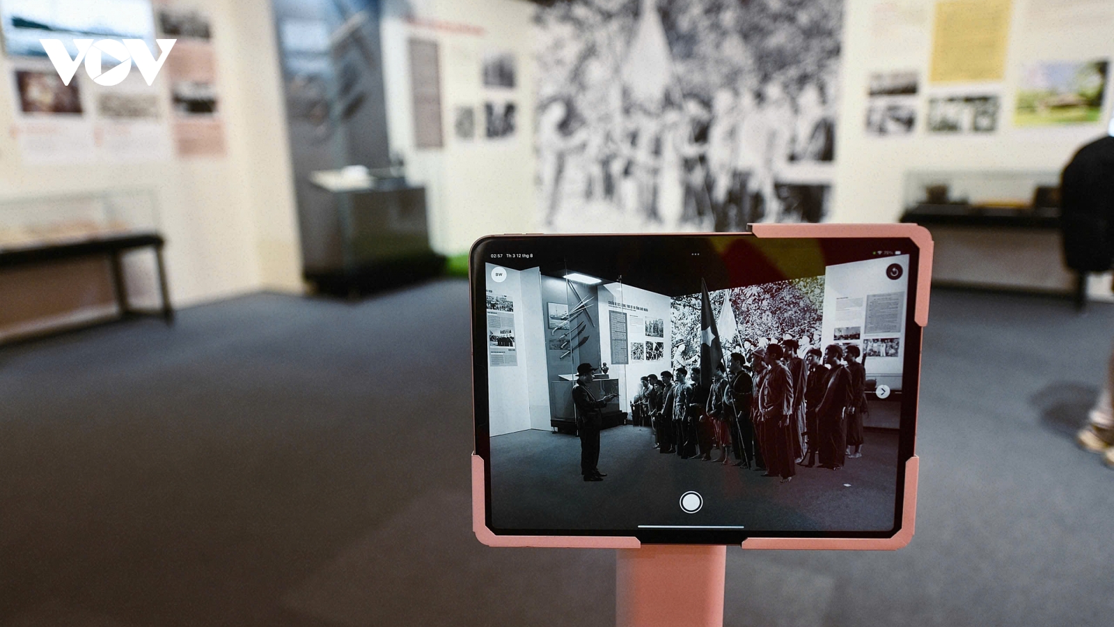 Thời khắc lịch sử hào hùng của dân tộc qua những tư liệu quý