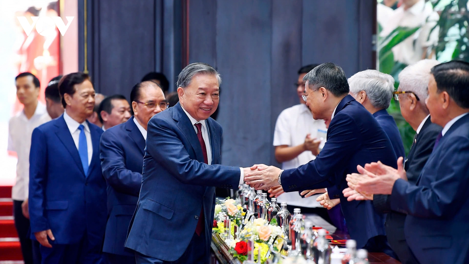 Chùm ảnh: Tổng Bí thư chủ trì buổi gặp mặt các nguyên lãnh đạo Đảng, Nhà nước