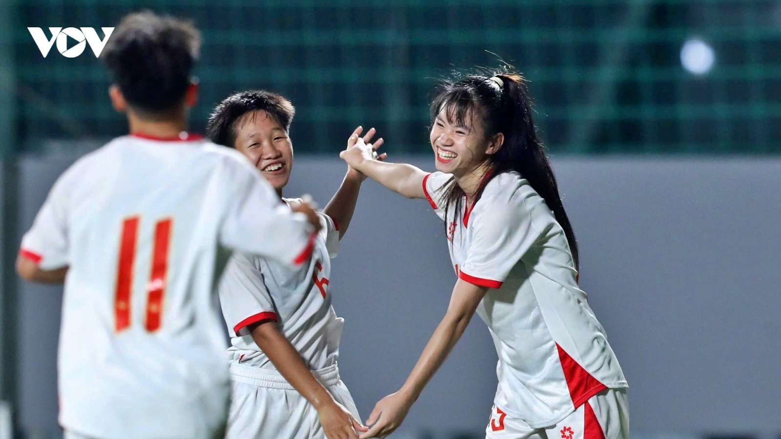 ĐT U20 nữ Việt Nam “đánh tennis” trước U20 nữ Hong Kong (Trung Quốc)