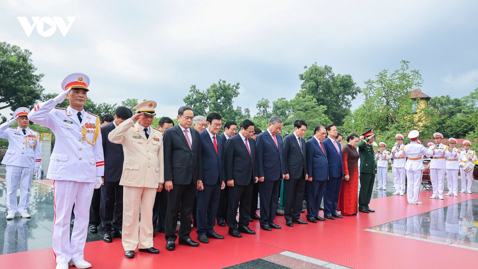 Lãnh đạo Đảng, Nhà nước vào Lăng viếng Chủ tịch Hồ Chí Minh