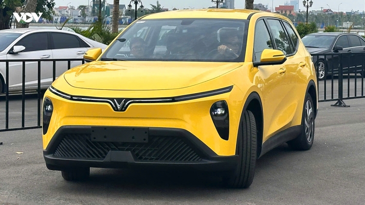 Top 10 mẫu xe bán chạy nhất tháng 4/2026: VinFast thống trị bảng xếp hạng