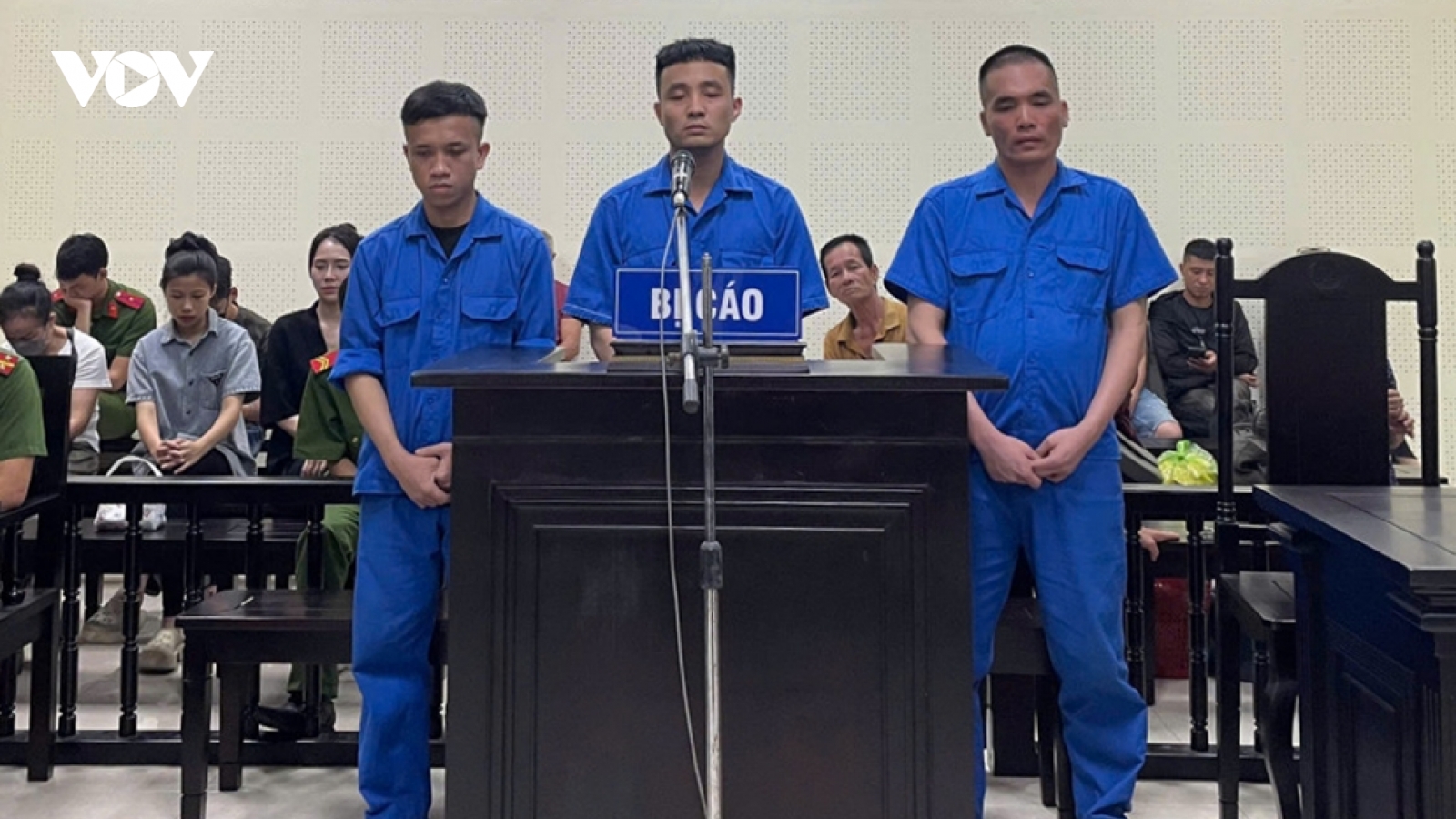 "Bập" vào ma túy, nhóm bạn hàng xóm cùng lĩnh án tù