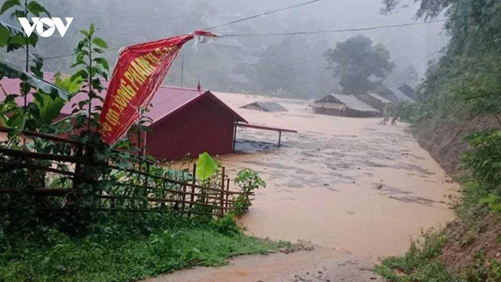 Thiên tai ngày càng khốc liệt: Cần chiến lược ứng phó chủ động