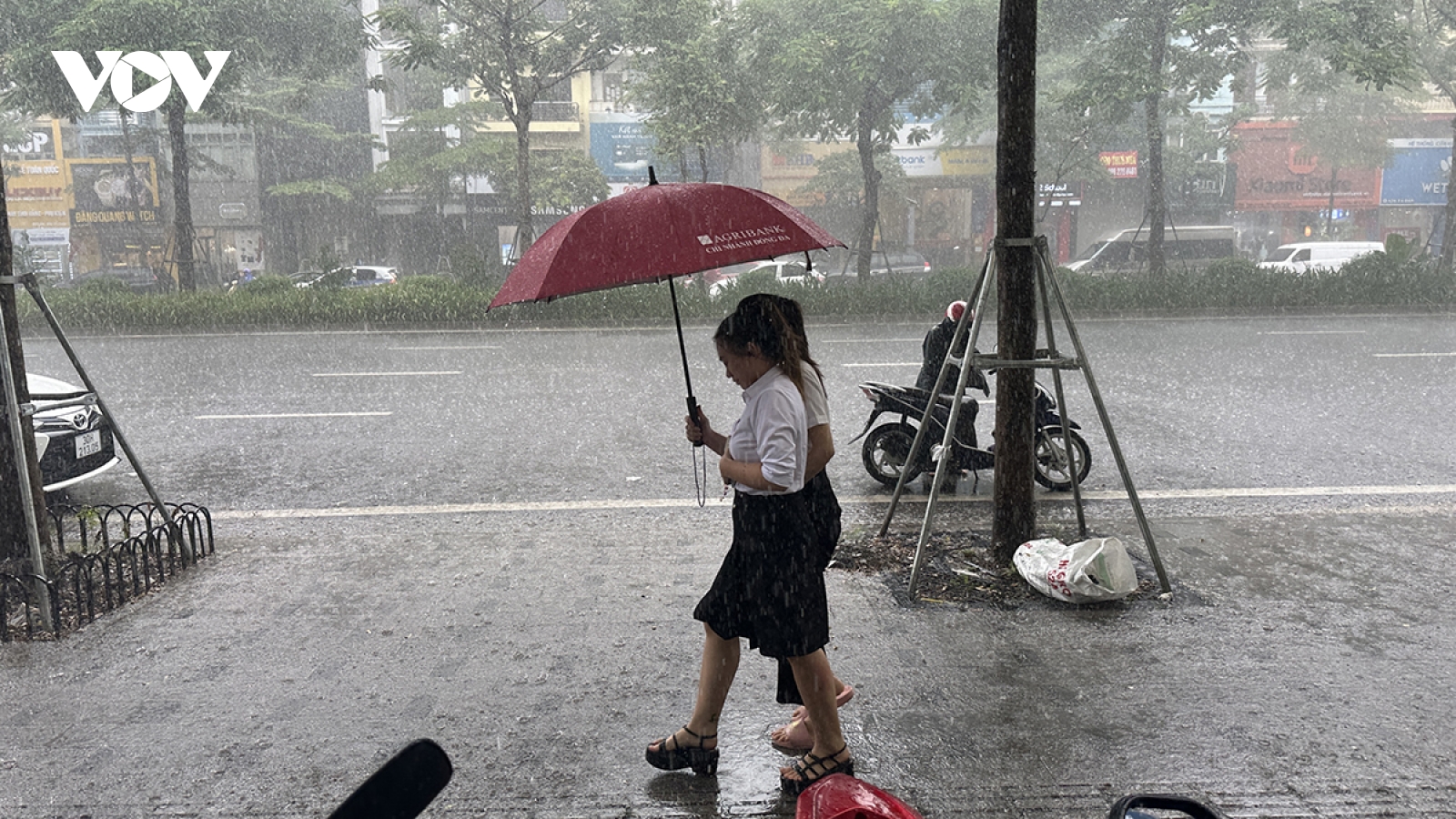 Hà Nội sắp có mưa lớn trong khu vực nội thành