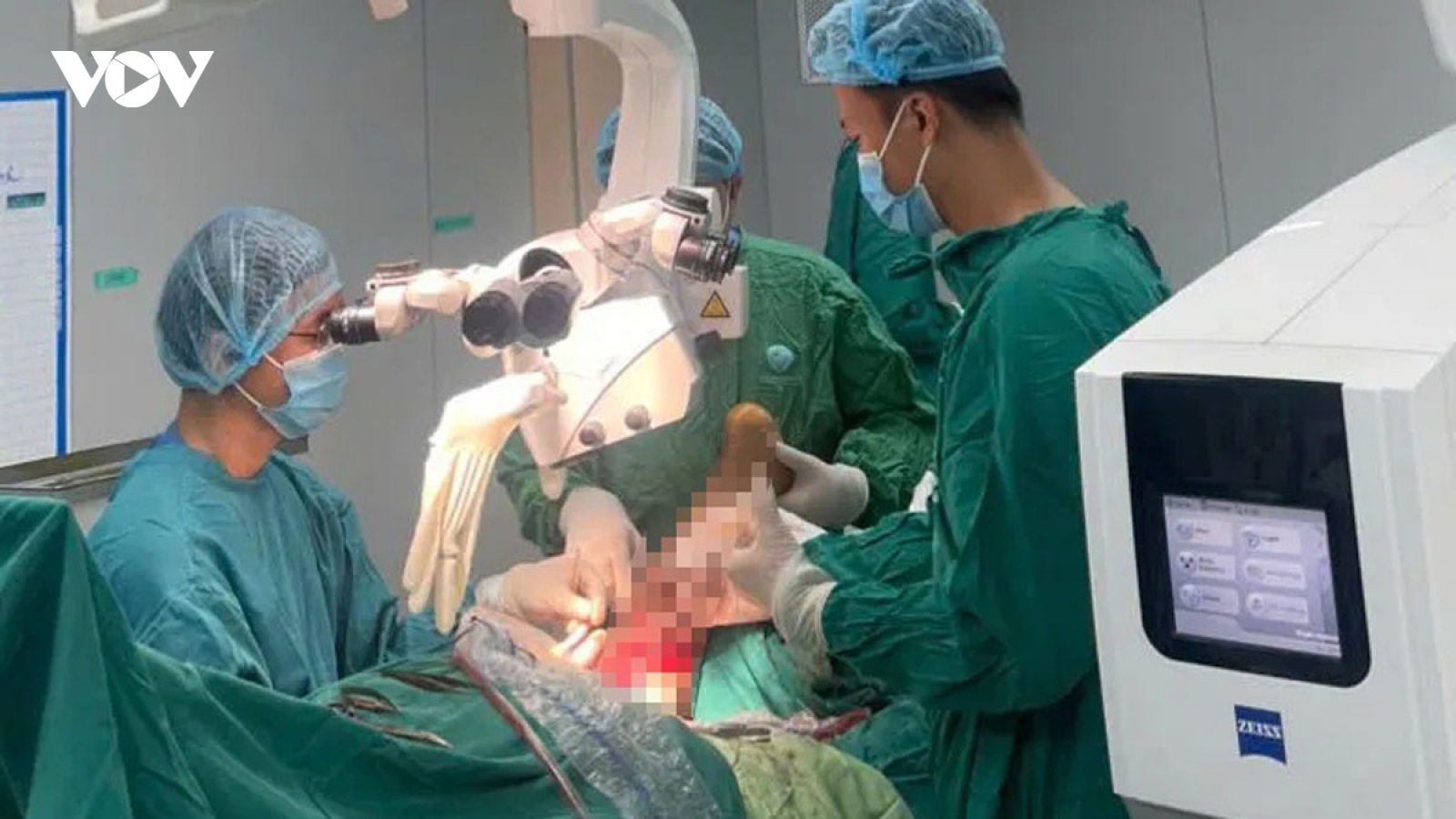 Nối chân thành công cho nạn nhân bị chém sau vụ ẩu đả