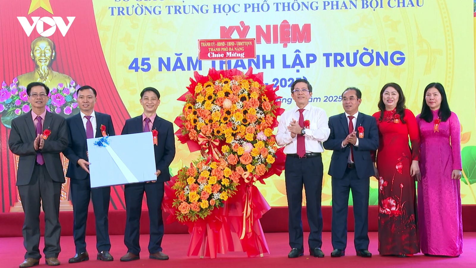 45 năm Trường THPT Phan Bội Châu: Dấu ấn trường trọng điểm của Đà Nẵng