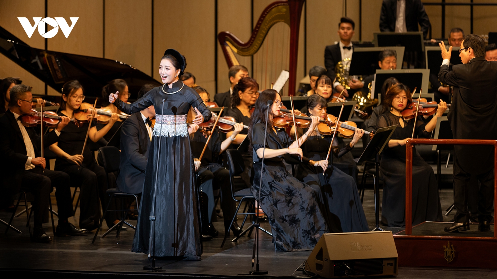 “Vang mãi bản hùng ca” - Đêm nhạc tri ân các thế hệ chiến sĩ Công an nhân dân