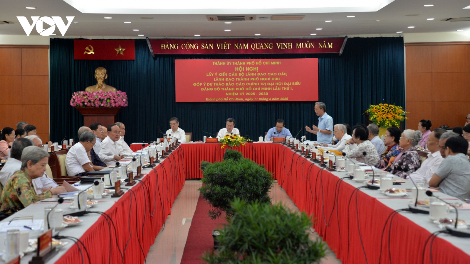 TP.HCM lấy ý kiến cán bộ cấp cao nghỉ hưu về dự thảo Báo cáo Chính trị Đại hội Đảng bộ