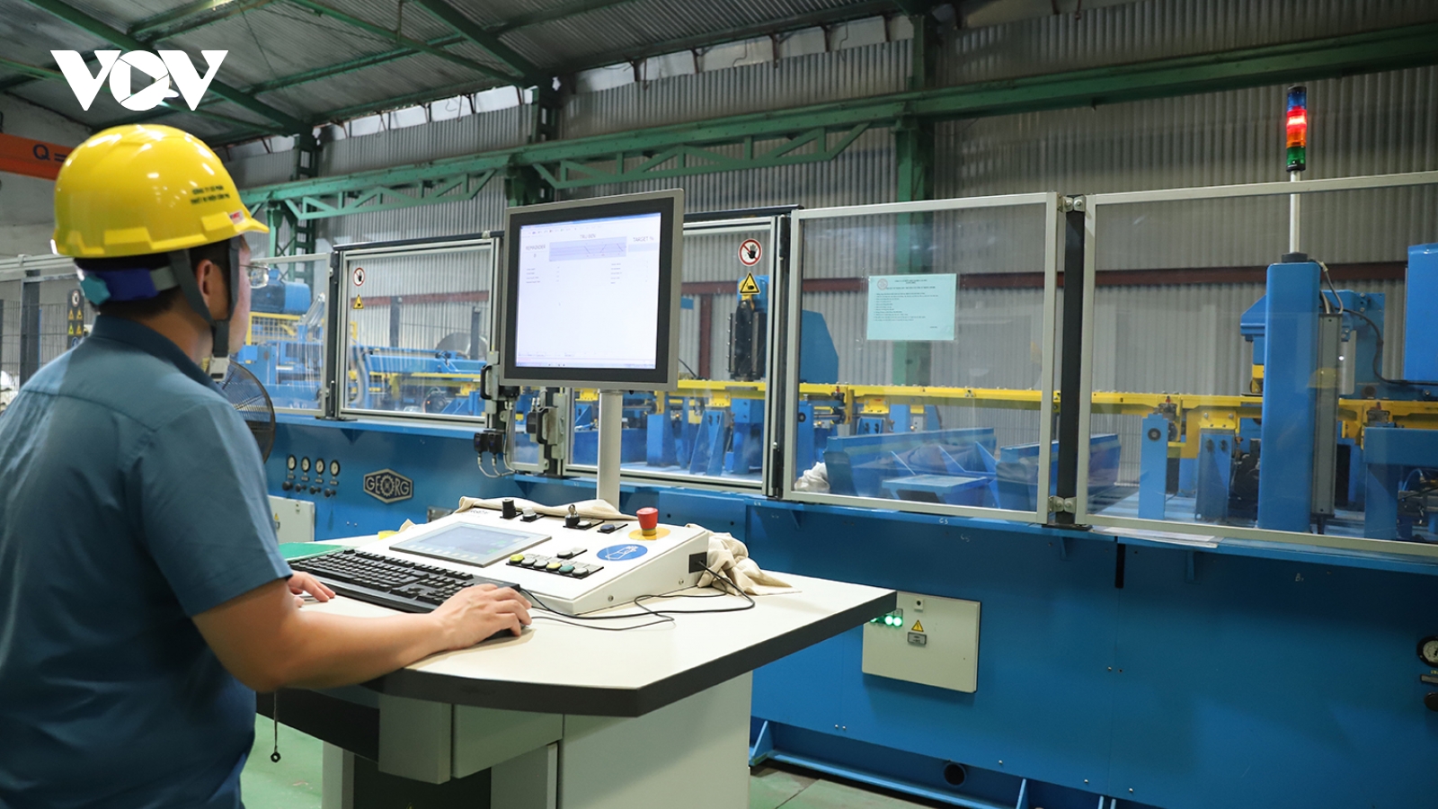 Quảng Ninh hỗ trợ thêm “tiền tỷ” để “hút” nhân lực công nghệ vào khu vực công