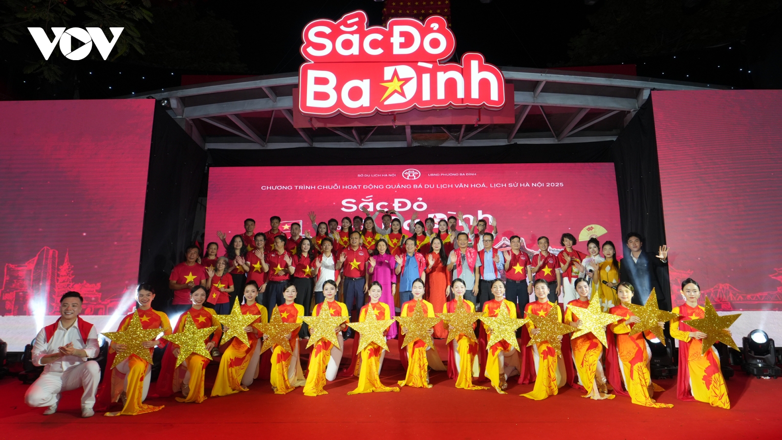 “Sắc đỏ Ba Đình” quảng bá du lịch văn hóa, lịch sử Hà Nội