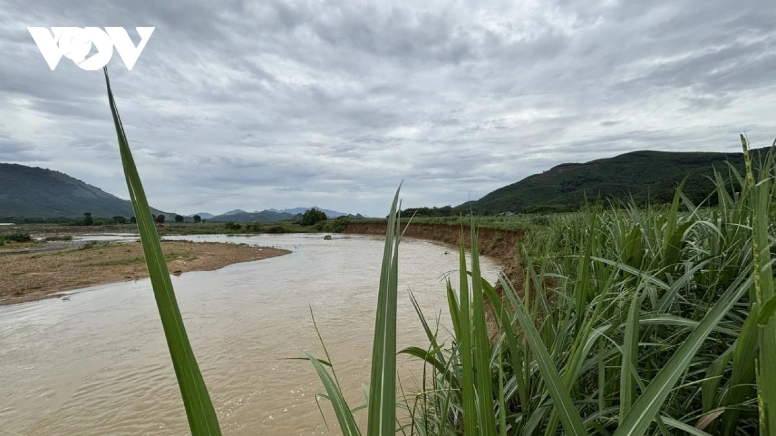 Thanh Hóa: Người dân mong mỏi sớm thực hiện dự án kè sông Âm