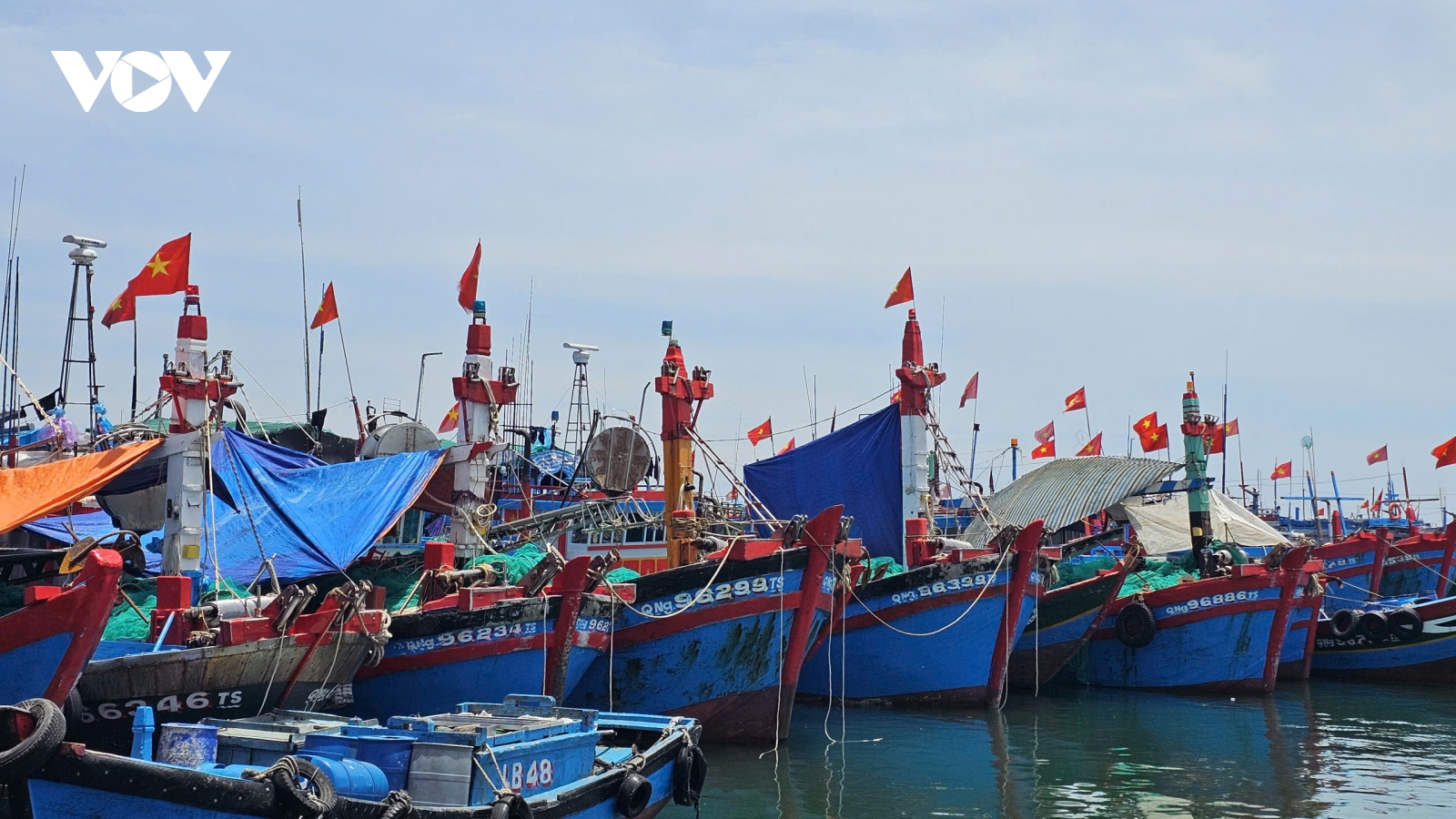 Đài Tiếng nói Việt Nam đồng hành với ngư dân trên biển