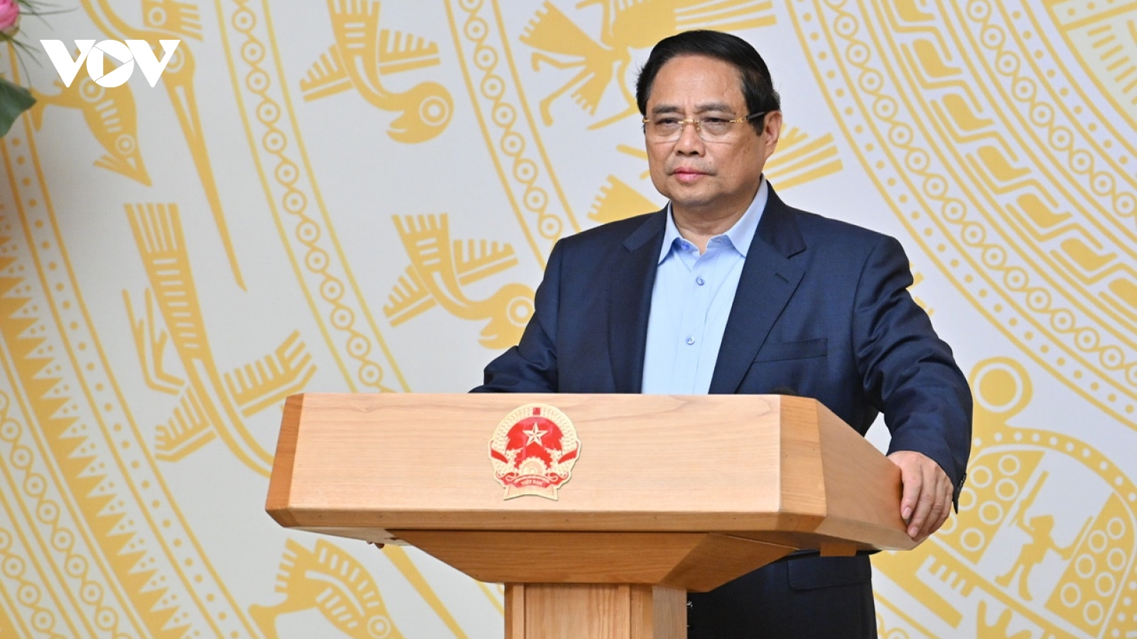 Thủ tướng: Chậm nhất đến 2027 thiết kế, chế tạo, kiểm thử được một số chíp bán dẫn