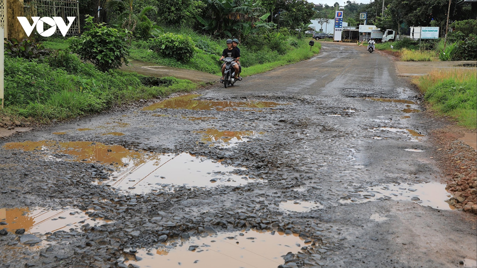 Lâm Đồng có tiền nhưng chưa thể sửa chữa tỉnh lộ 1 vì lý do nhân sự