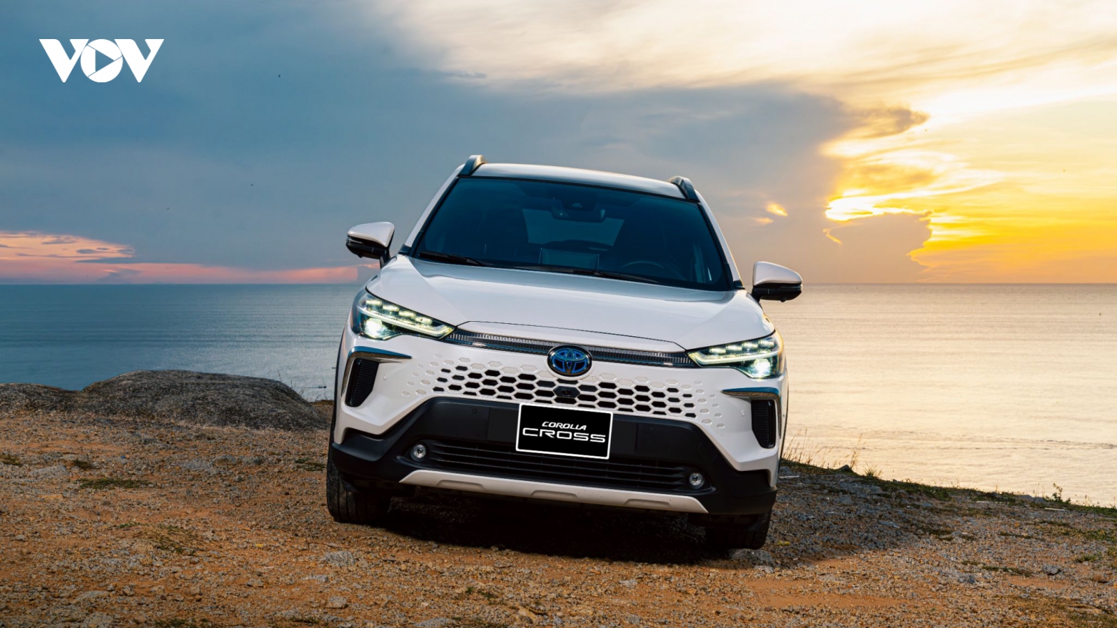 Khách Việt ngày càng ưa chuộng Toyota Corolla Cross Hybrid