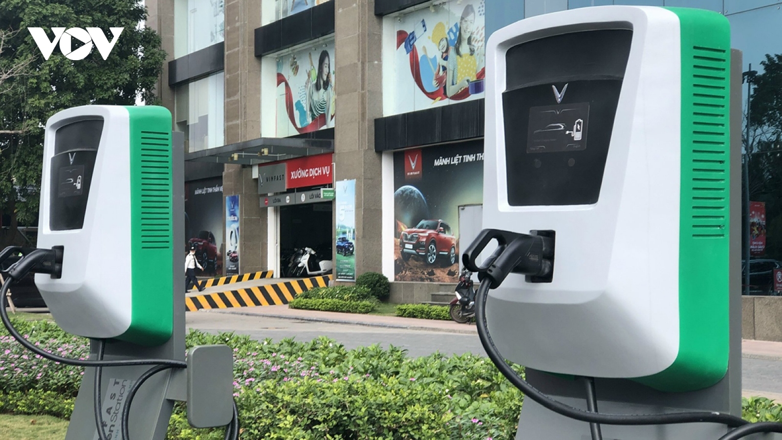 Hà Nội đề nghị 126 phường, xã rà soát quỹ đất để lắp đặt trạm sạc xe điện