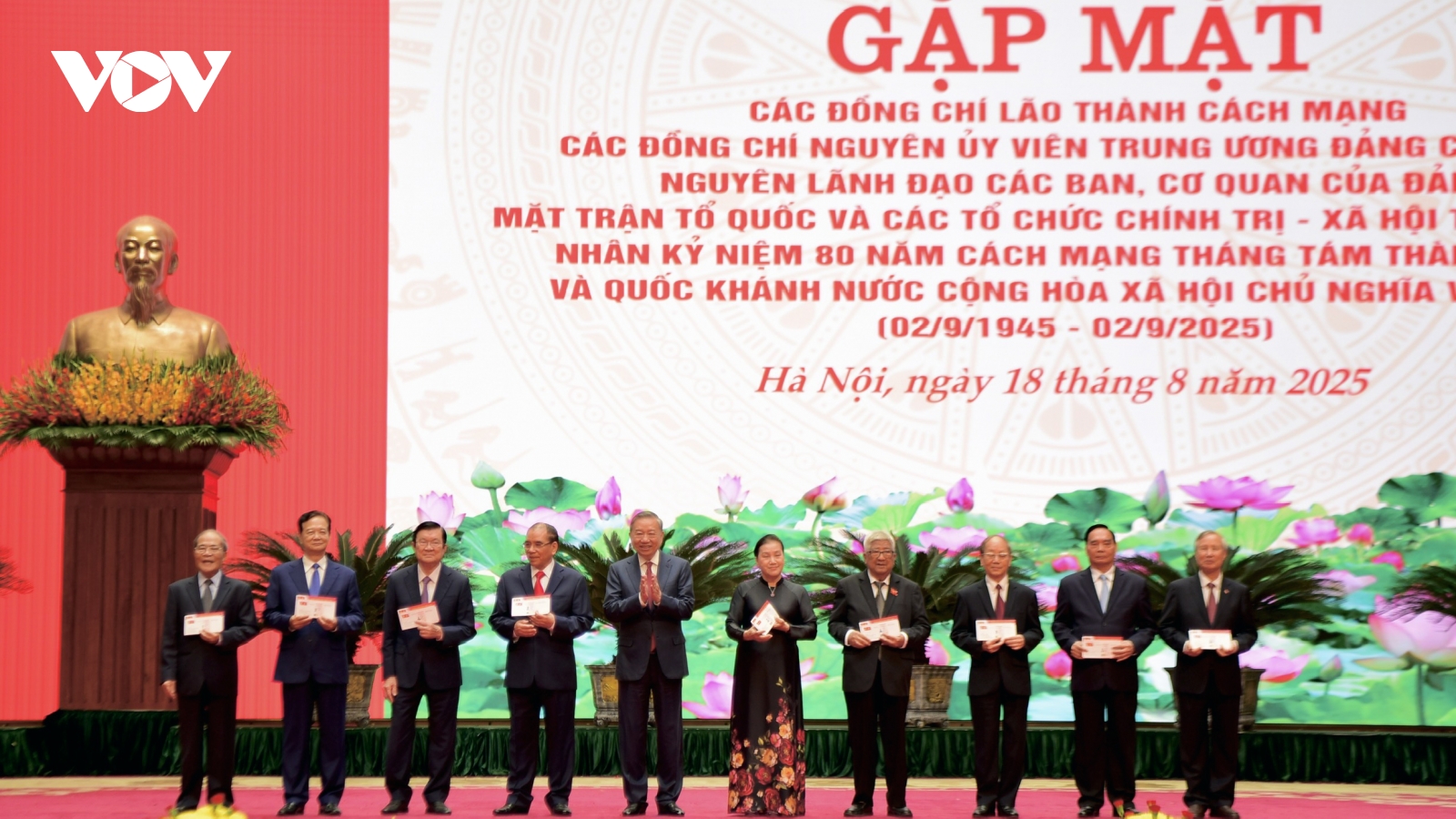 Tổng Bí thư Tô Lâm gặp mặt lão thành cách mạng, nguyên lãnh đạo Đảng, Nhà nước