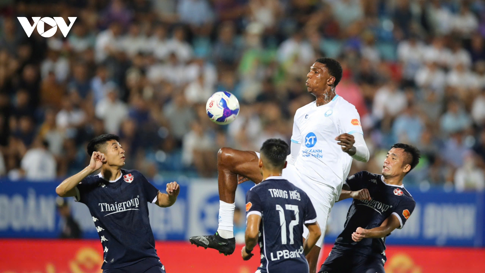 Đội hình tiêu biểu vòng 1 V-League 2025/2026: Bất ngờ từ các tân binh