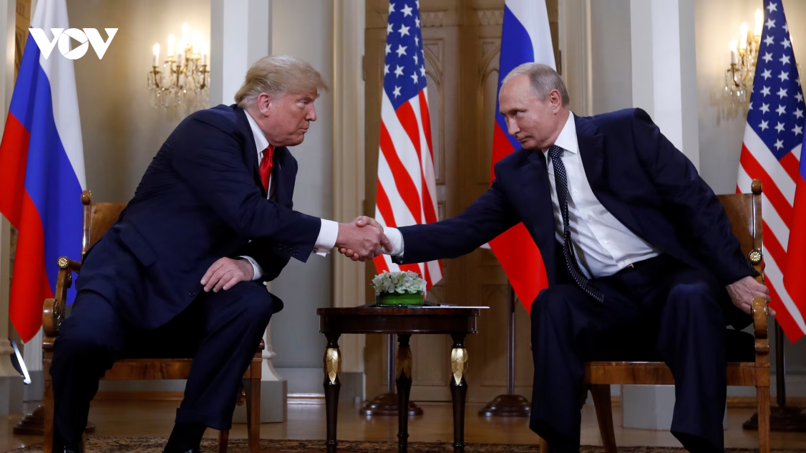 Ông Trump sẽ không thảo luận phân chia lãnh thổ Ukraine với Tổng thống Nga?