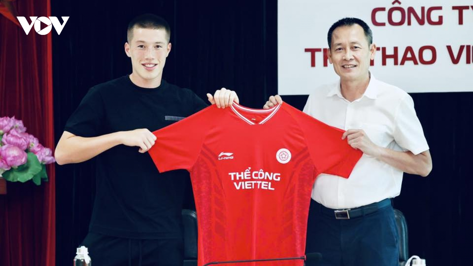 Thể Công Viettel chiêu mộ thành công Việt kiều Anh