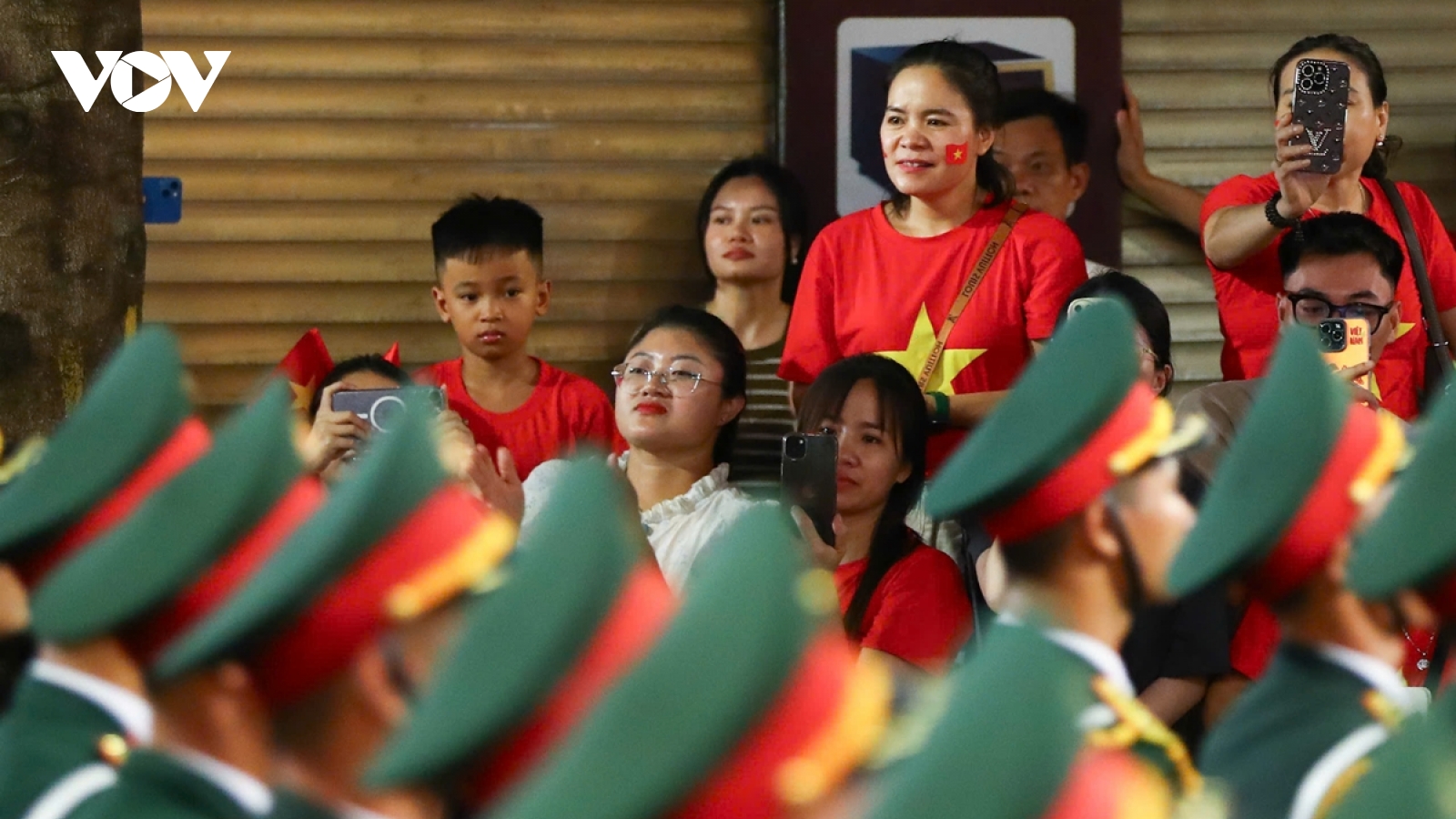 "Khối thứ 80 tại Lễ diễu binh, diễu hành là nhân dân"