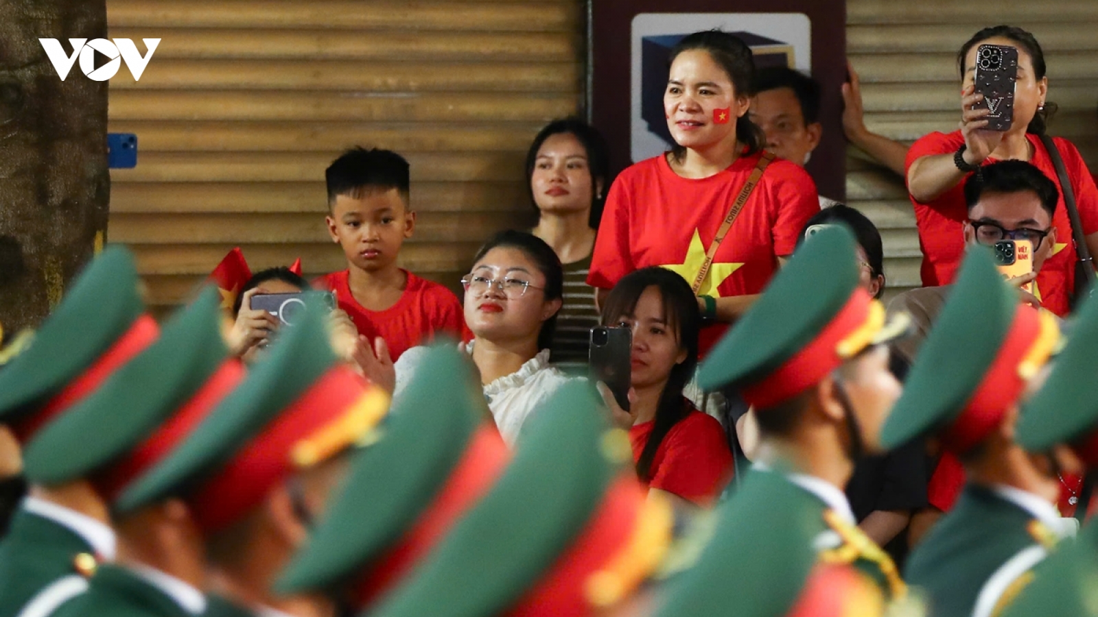 "Khối thứ 80 tại Lễ diễu binh, diễu hành là nhân dân"