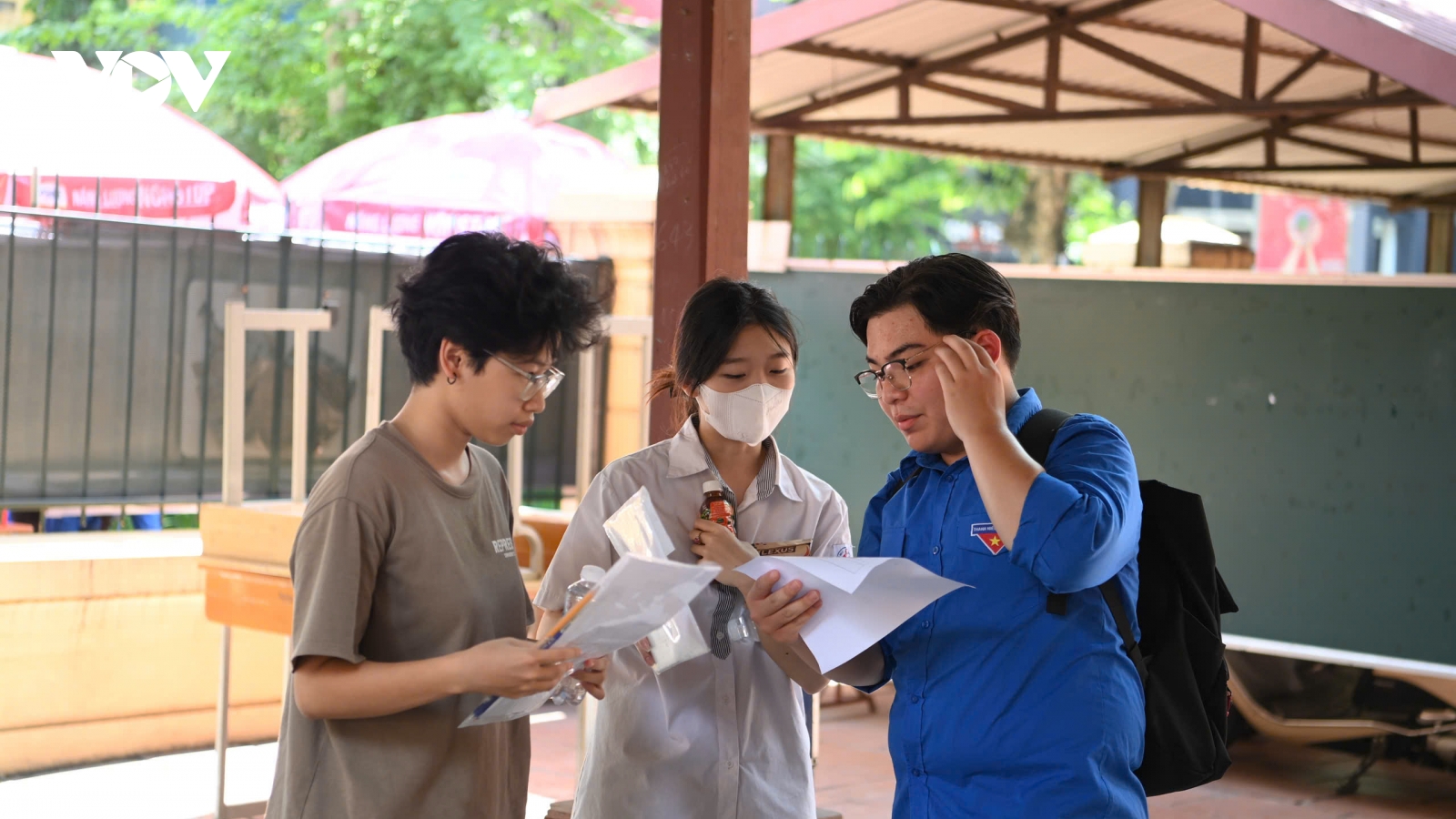 Hàng loạt thí sinh bị nhầm lẫn kết quả, hốt hoảng trước hạn chót nhập học
