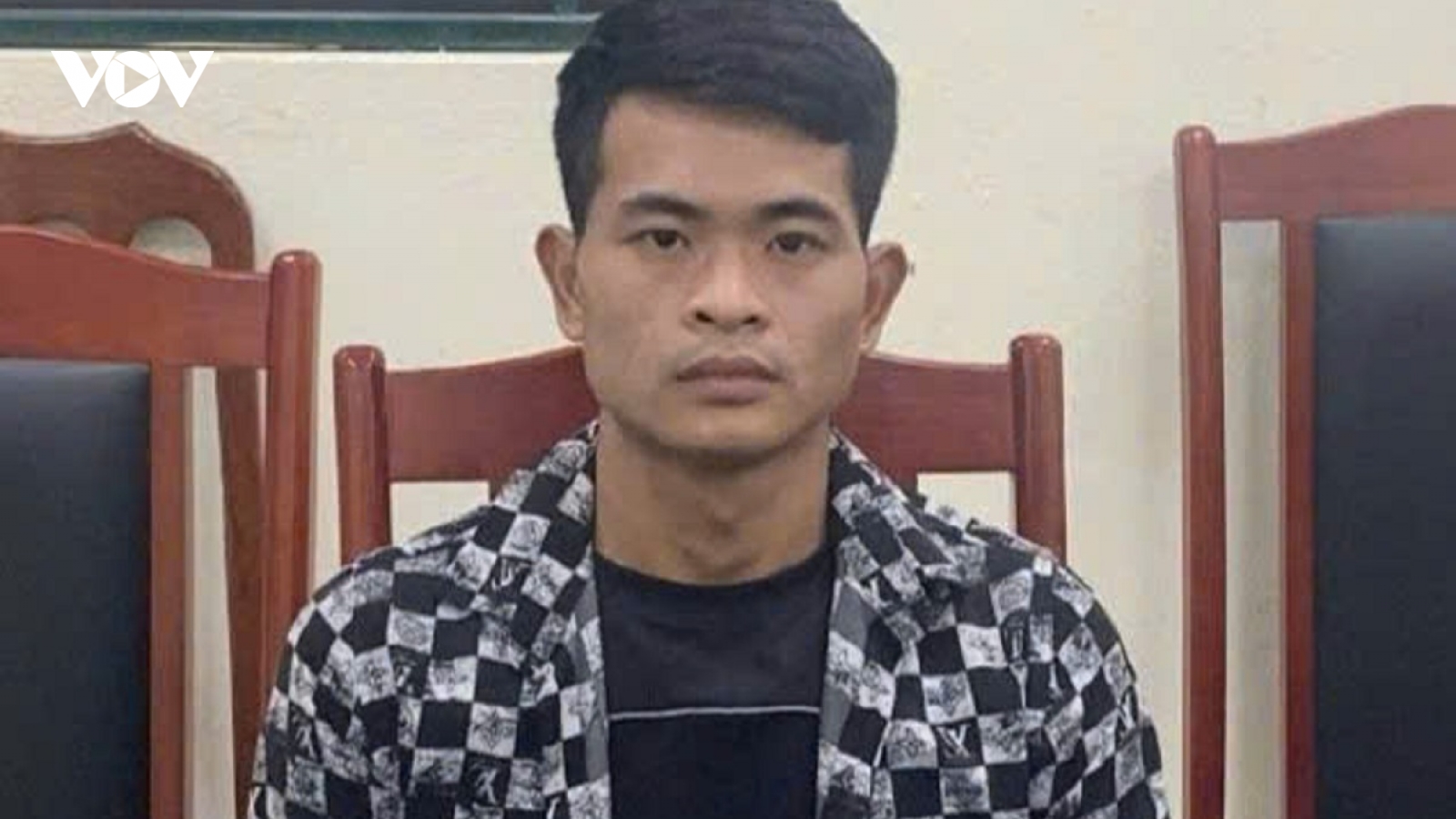 Bắt giữ đối tượng chặn đường đánh người, cướp xe máy