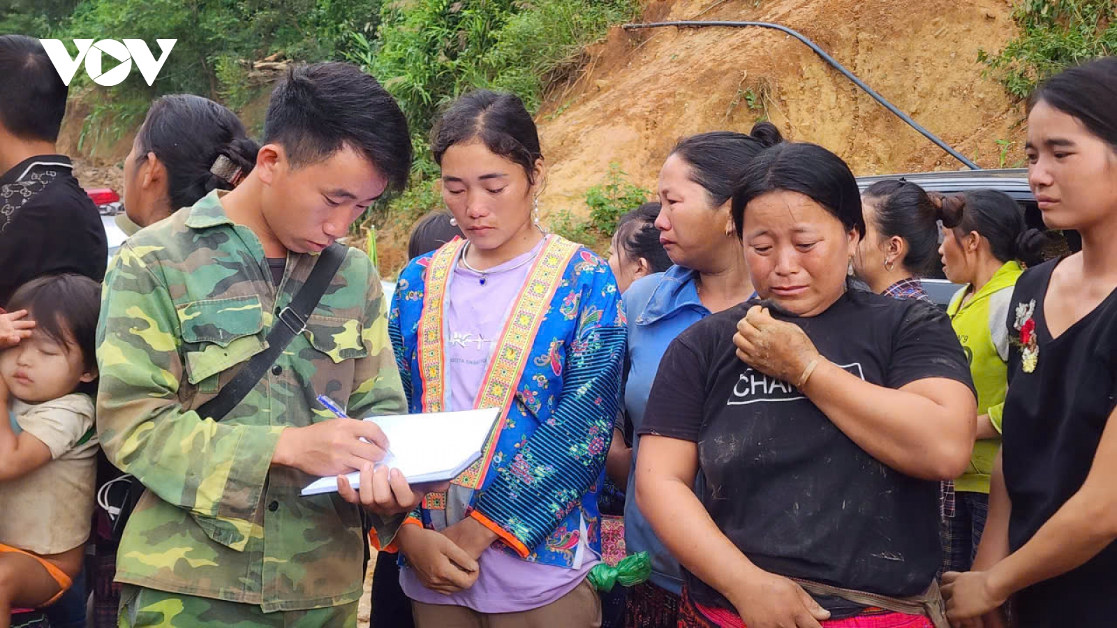 Đề nghị tặng Huân chương Lao động hạng Nhất cho Trưởng bản Mùa A Thi