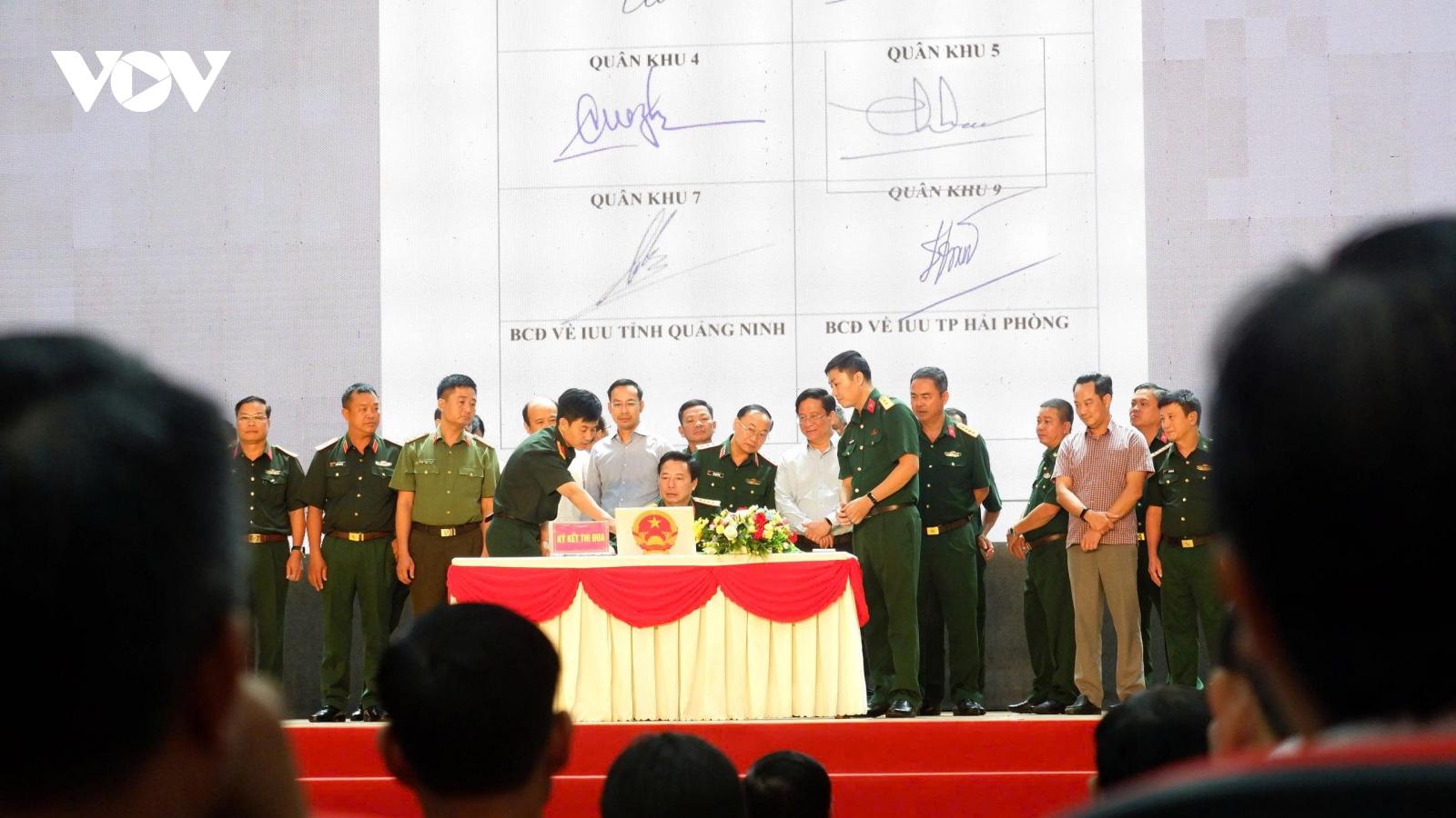 Quyết liệt chống khai thác thuỷ sản bất hợp pháp, không báo cáo, không theo quy định