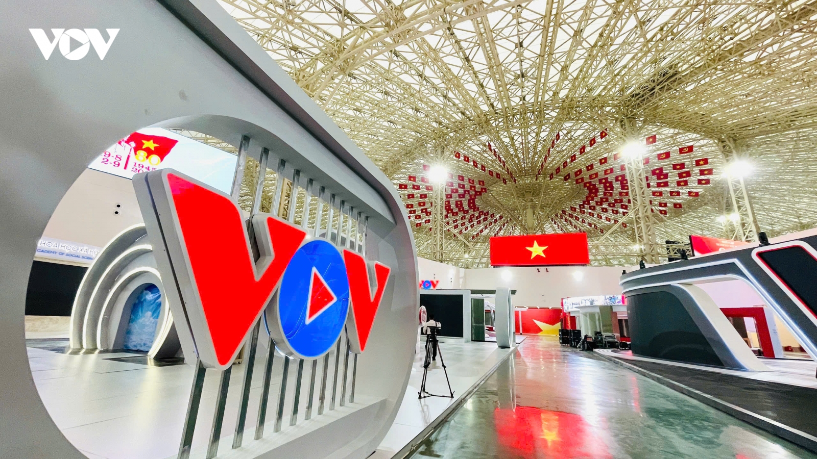 Tự hào 80 năm lịch sử, VOV cùng đất nước viết tiếp khát vọng hội nhập phát triển