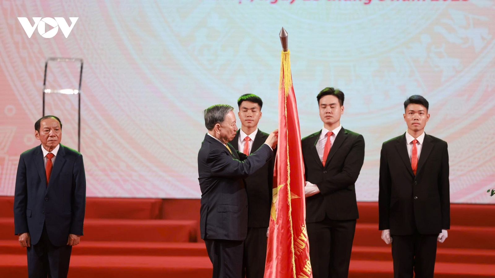 Văn hóa phải đi trước một bước để củng cố niềm tin, hình thành năng lực mềm quốc gia