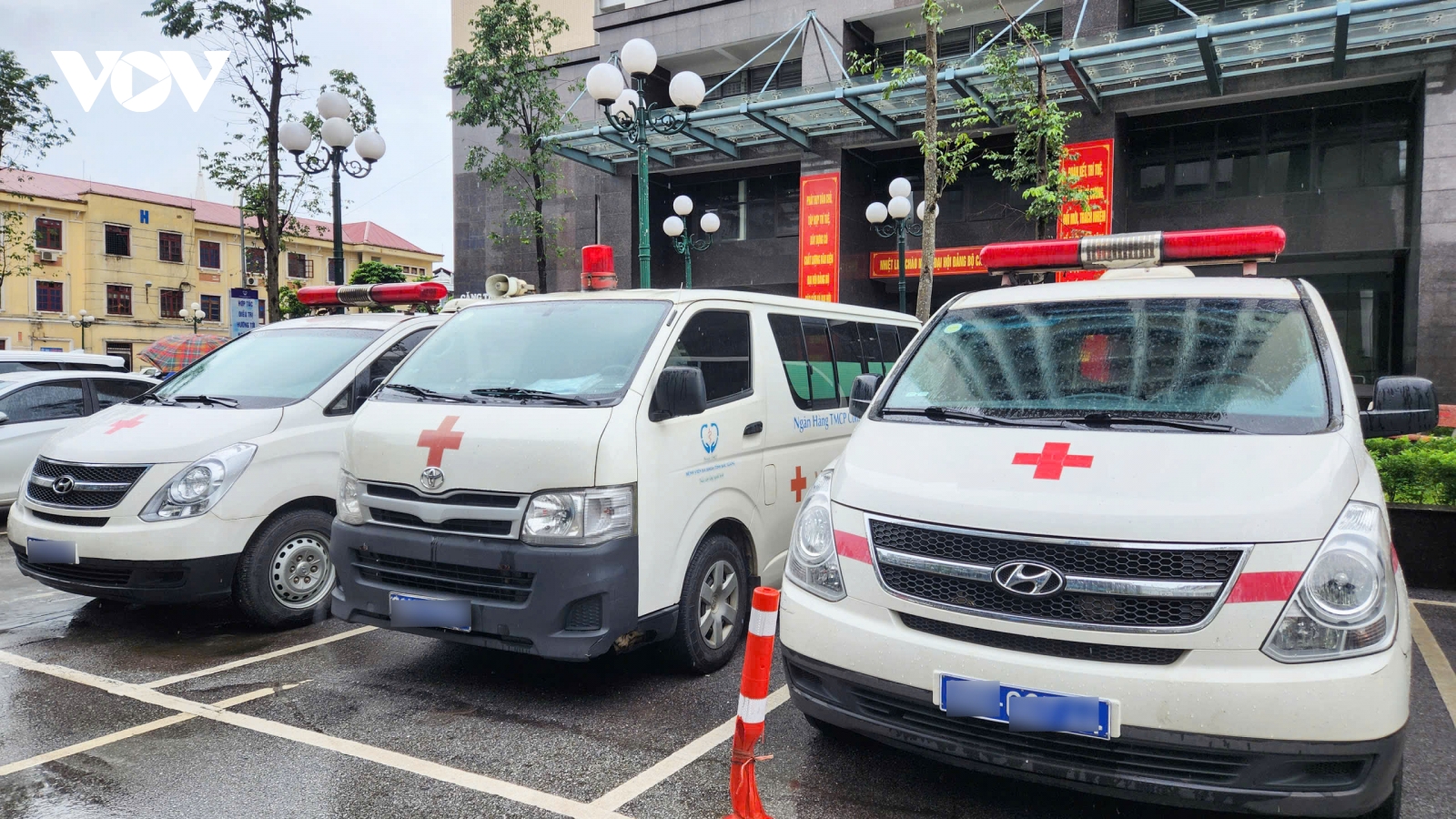 Vụ thu 21 triệu đồng tiền xe cấp cứu: Đình chỉ 3 nhân viên Bệnh viện ĐK Bắc Ninh