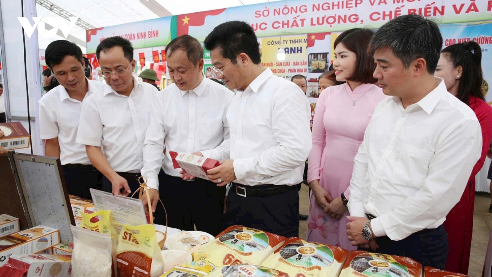 Ninh Bình giới thiệu nông sản an toàn, sản phẩm OCOP năm 2025