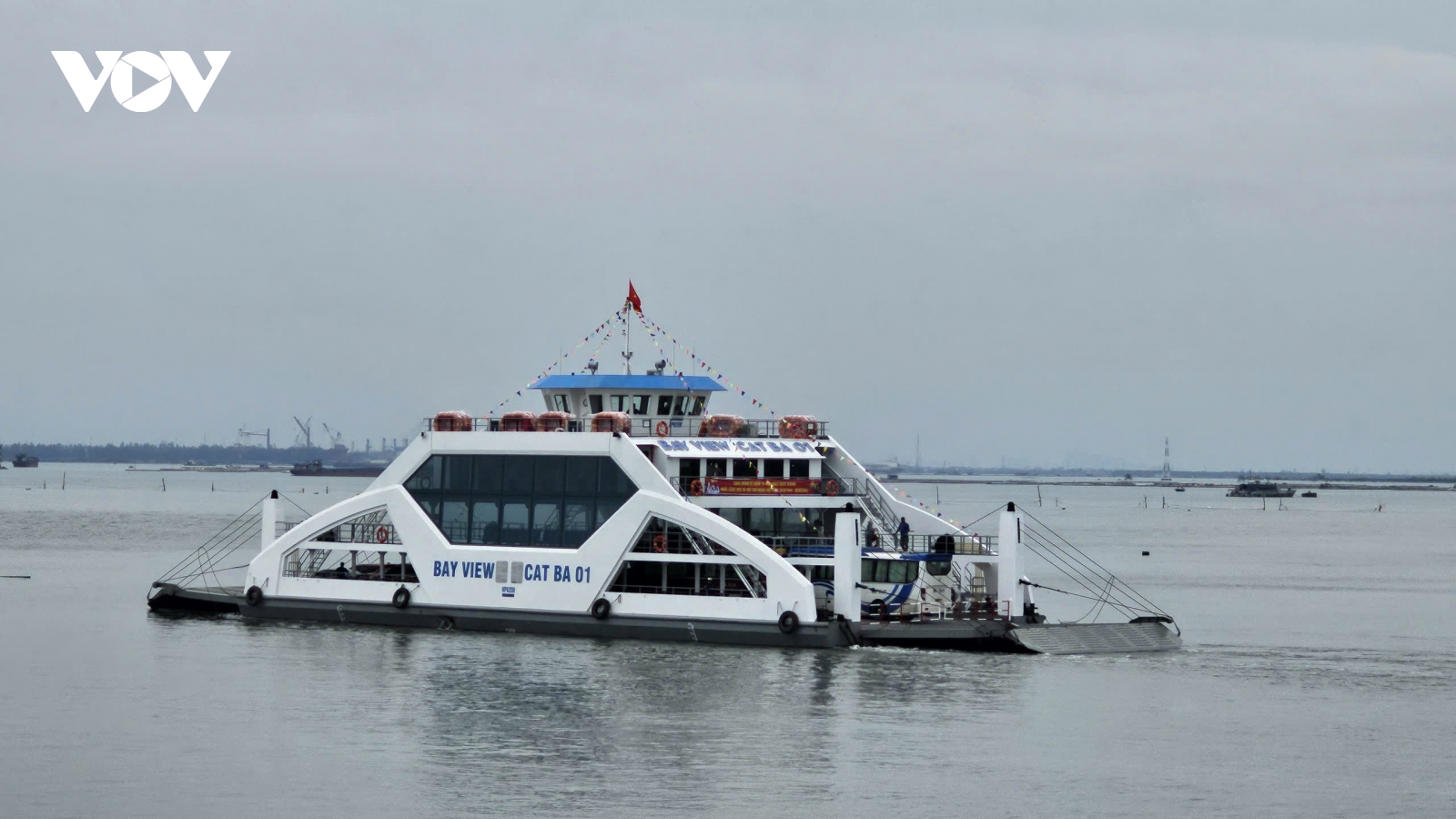 Khách hàng bị mắc kẹt tại Cát Bà, Sở Xây dựng và đơn vị khai thác bị phê bình