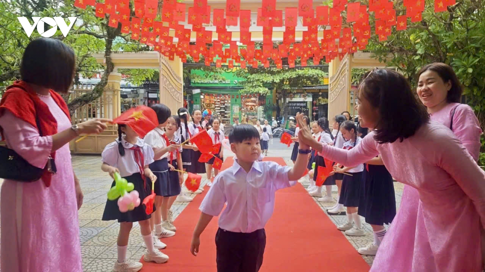 Lễ Khai giảng đặc biệt của 1,6 triệu thầy cô và 26 triệu học sinh, sinh viên