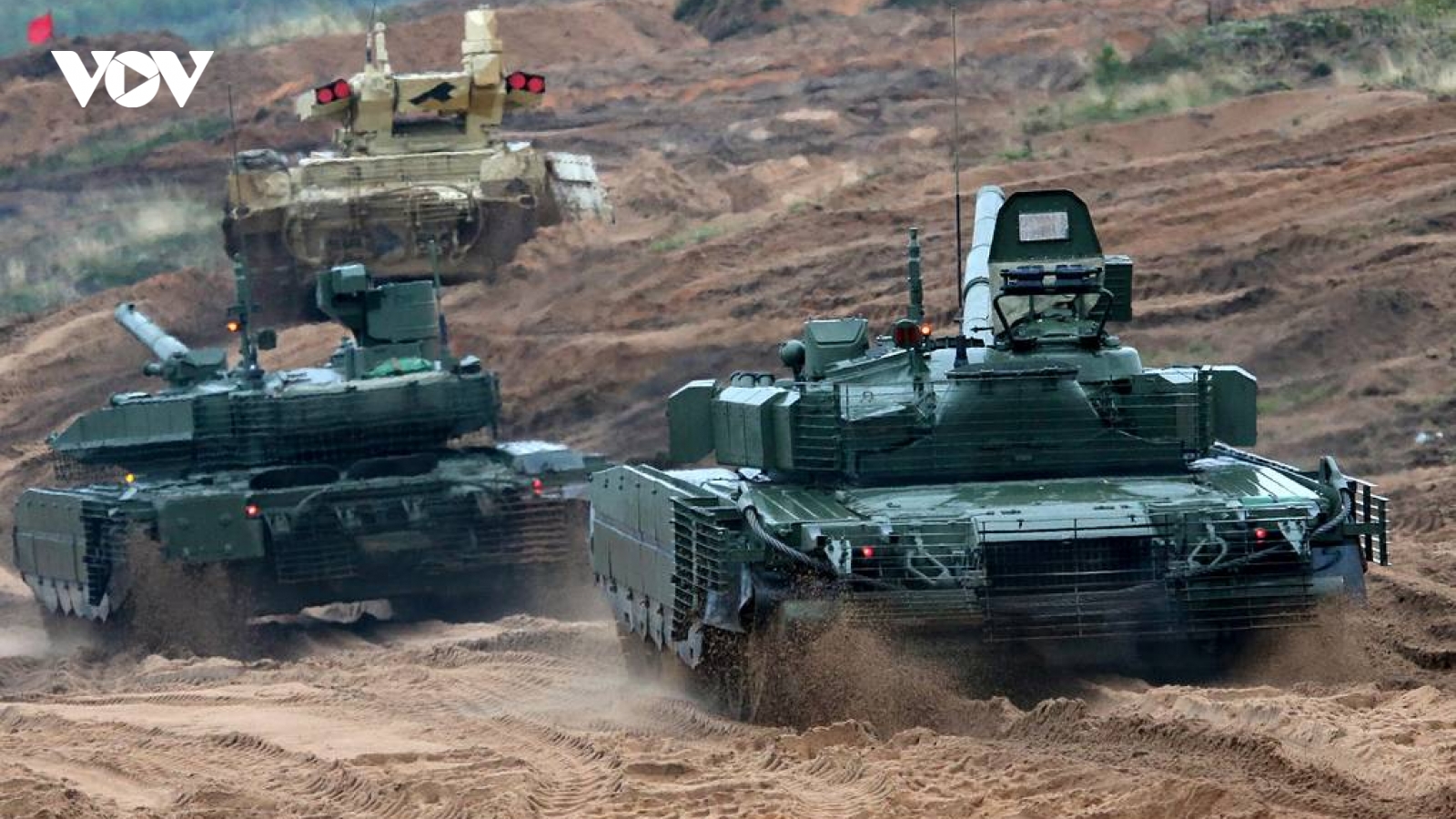 Linh kiện ngoại trong xe tăng Nga: Ukraine cảnh báo “gót chân Asin” của phương Tây