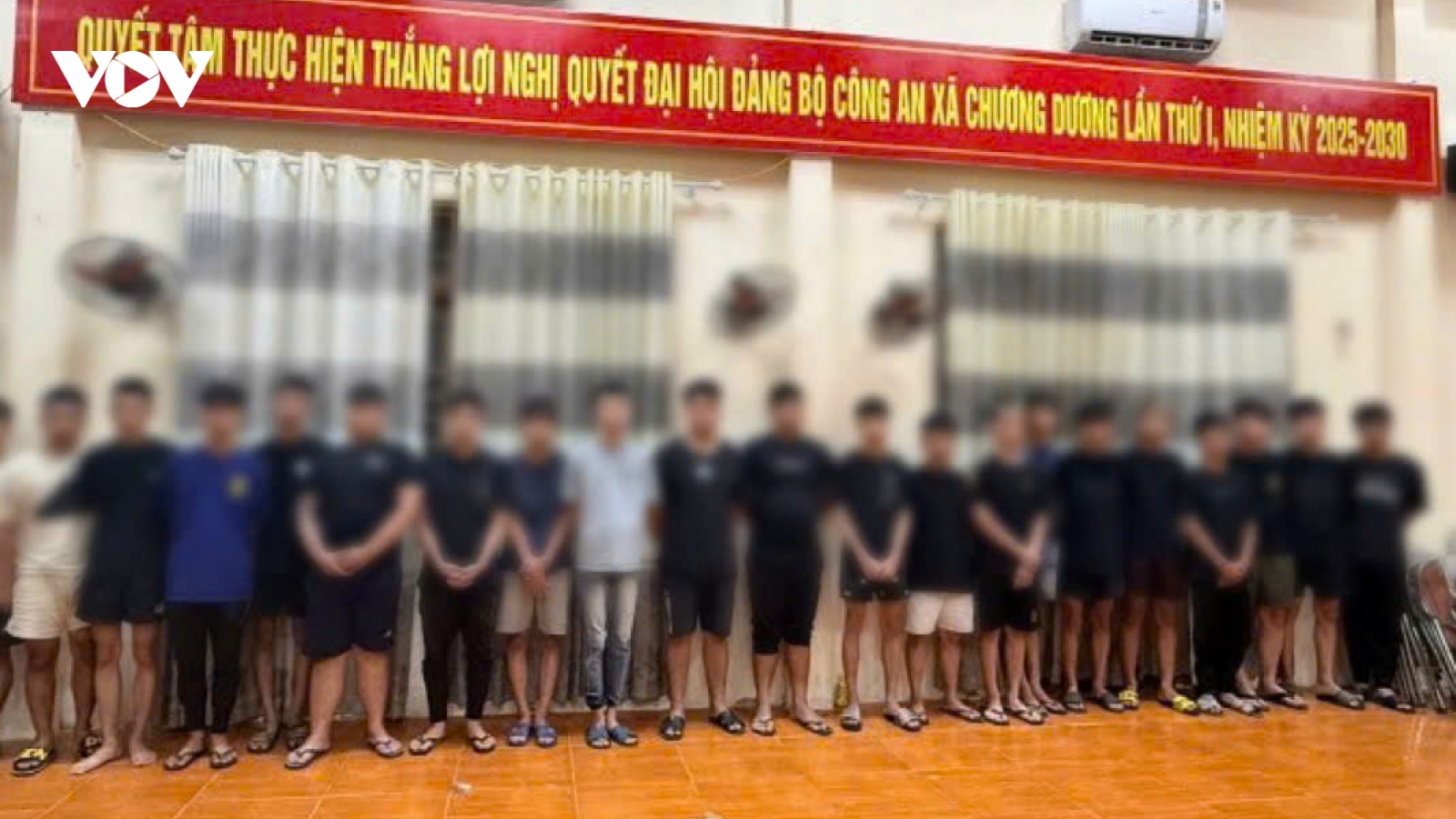 Khởi tố nhóm thiếu niên mang hung khí, phóng xe máy như “đi bão” truy sát đối thủ
