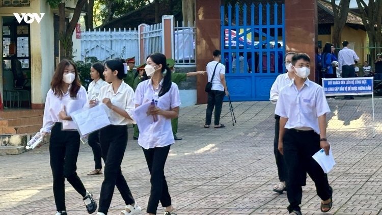 Đắk Lắk xử lý nghiêm tình trạng lạm thu đầu năm học
