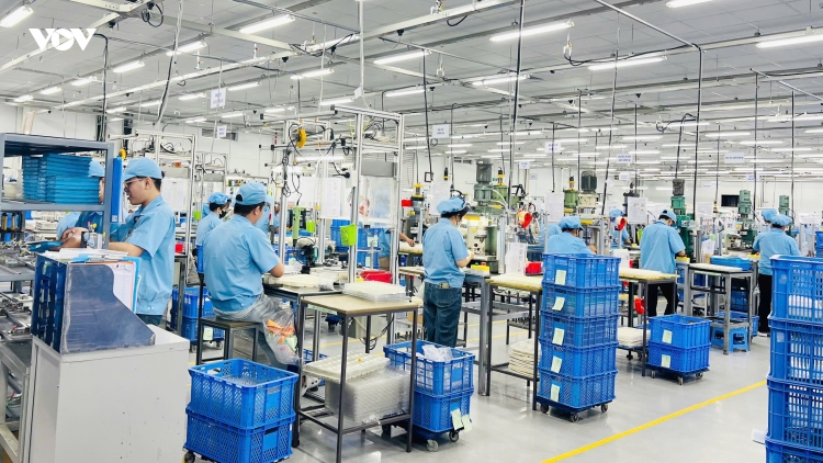 Thị trường lao động nhộn nhịp những tháng cuối năm