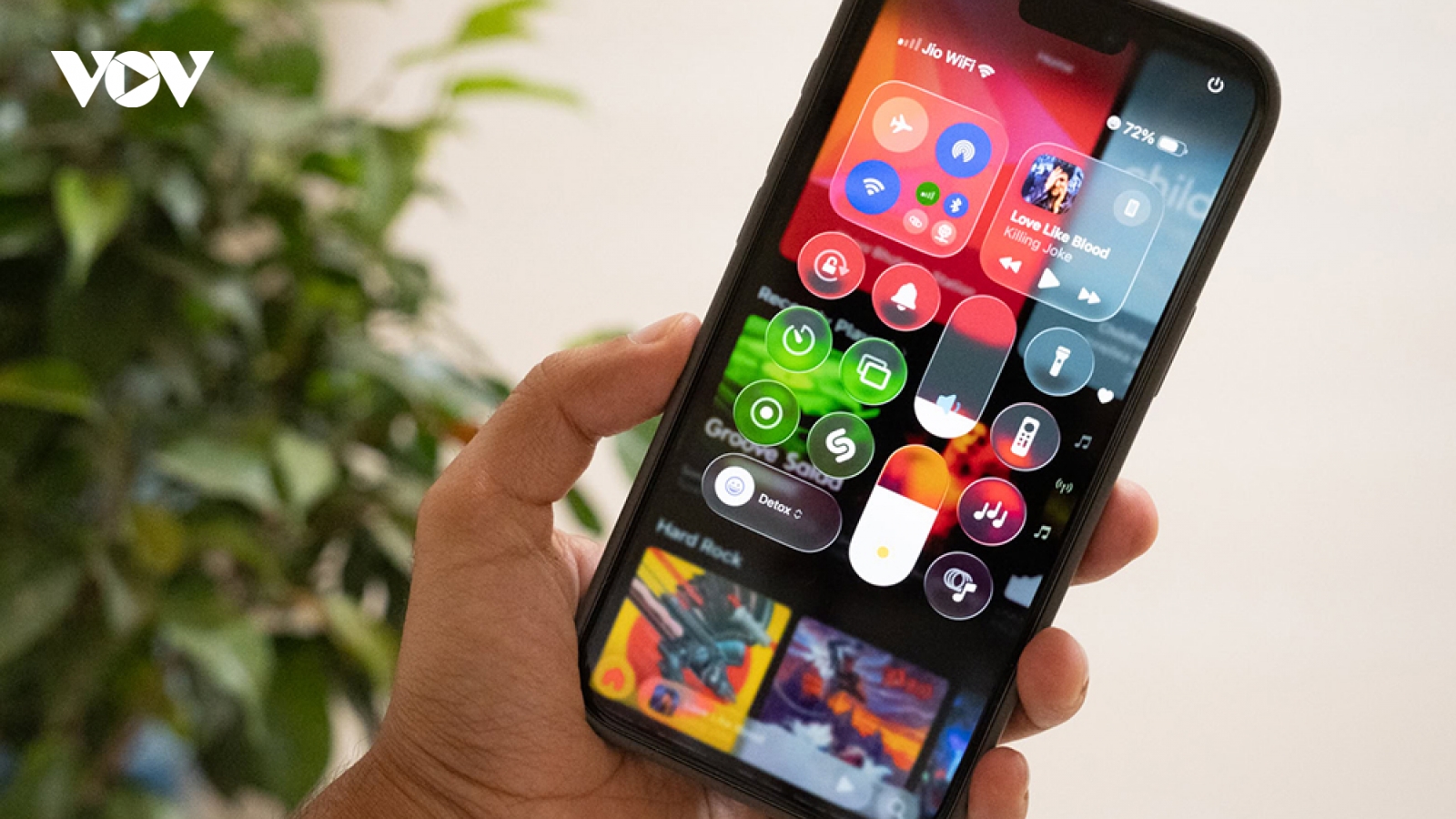 Apple lưu ý người dùng iPhone trước khi cập nhật iOS 26