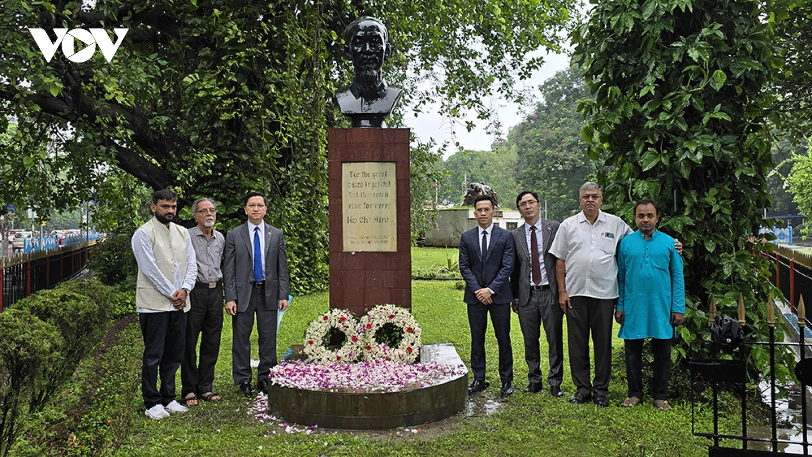 Việt Nam độc lập, phát triển thực sự đã truyền cảm hứng