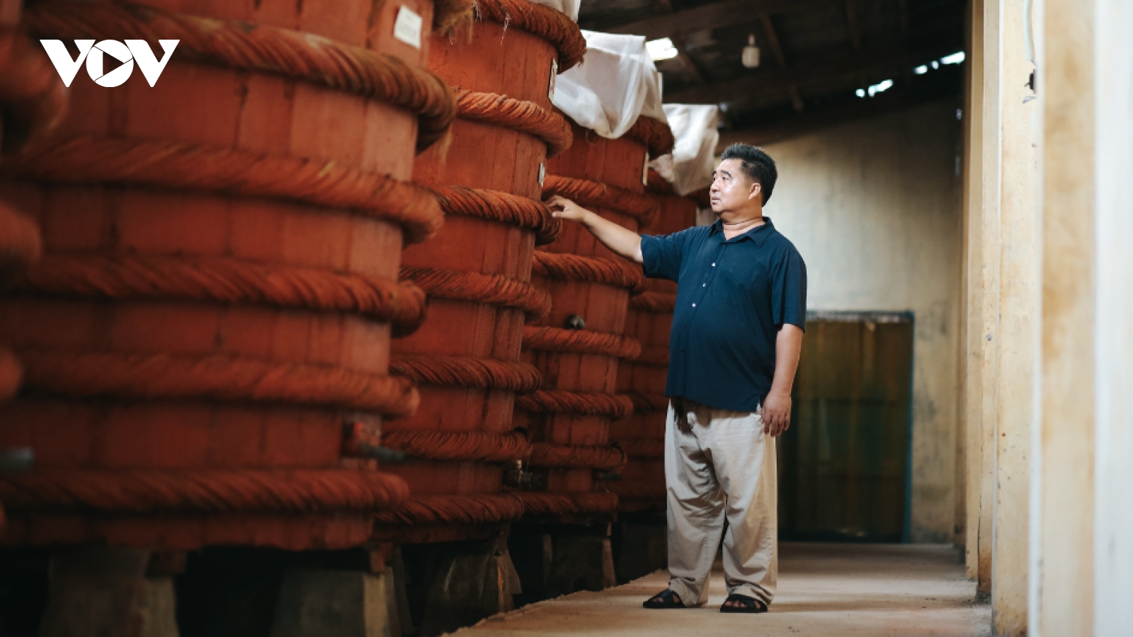 Nước mắm Phú Quốc - giọt “mật biển” giữ hồn di sản đảo ngọc