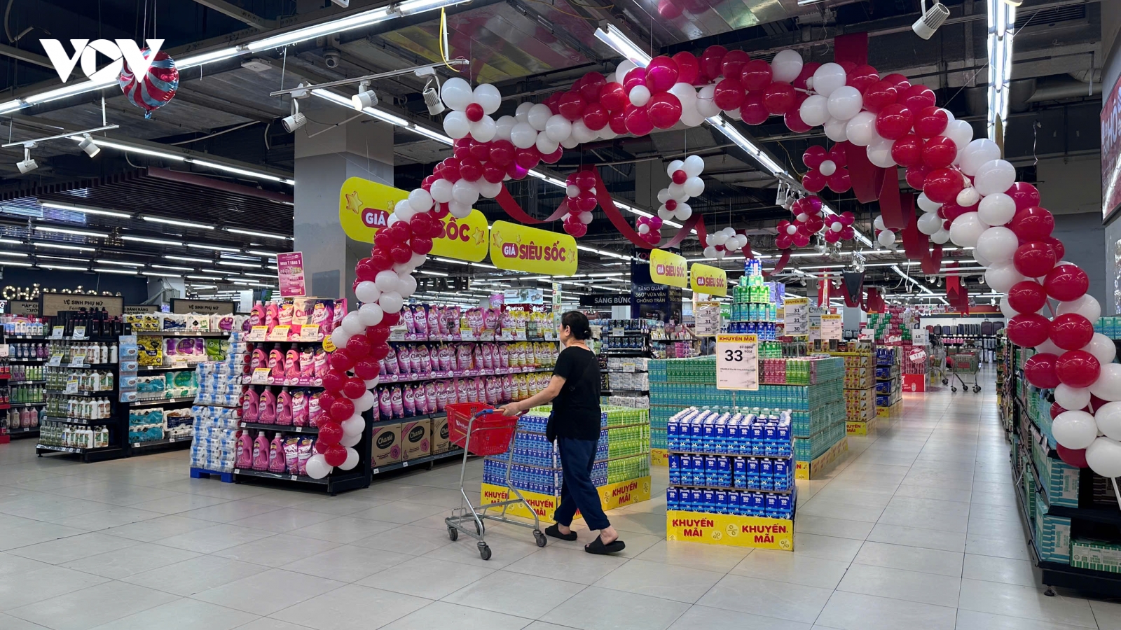 Lo ngại trần thuế thu nhập cá nhân 35% quá cao, chuyên gia kiến nghị giảm