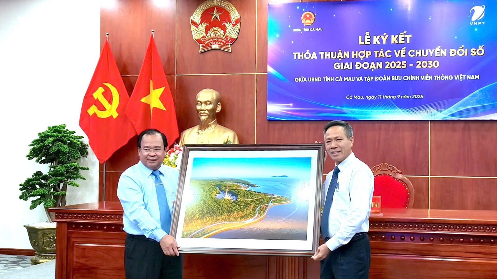 Cà Mau "đặt hàng" VNPT chữa "lỗ hổng" để trở thành đô thị thông minh