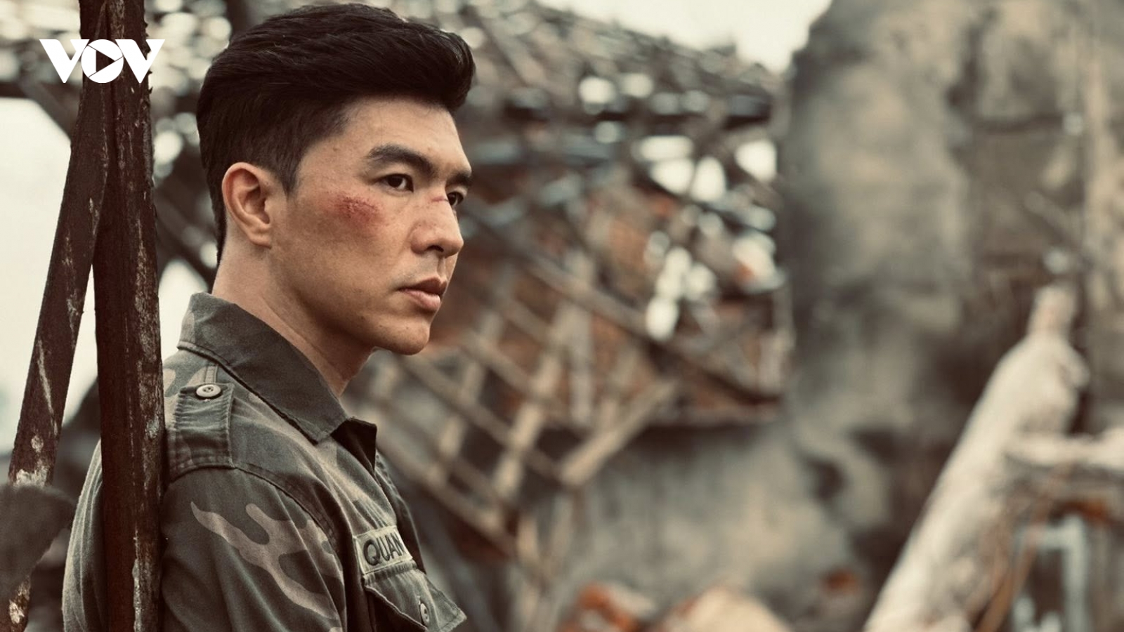Steven Nguyễn “Mưa đỏ”: Vai Quang khiến khán giả vừa ghét, vừa mê